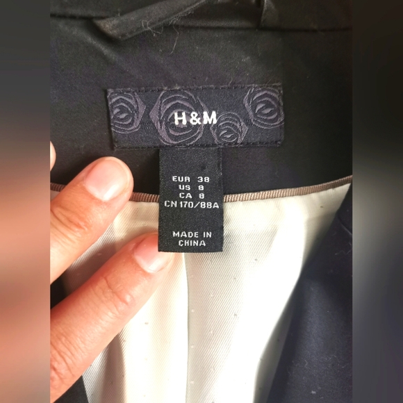 2 for 30$ black blazer - Picture 9 of 9